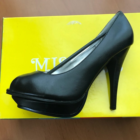 New Miss Me Black 4-1/2 inch open toe pumps 7.5 - Picture 1 of 7